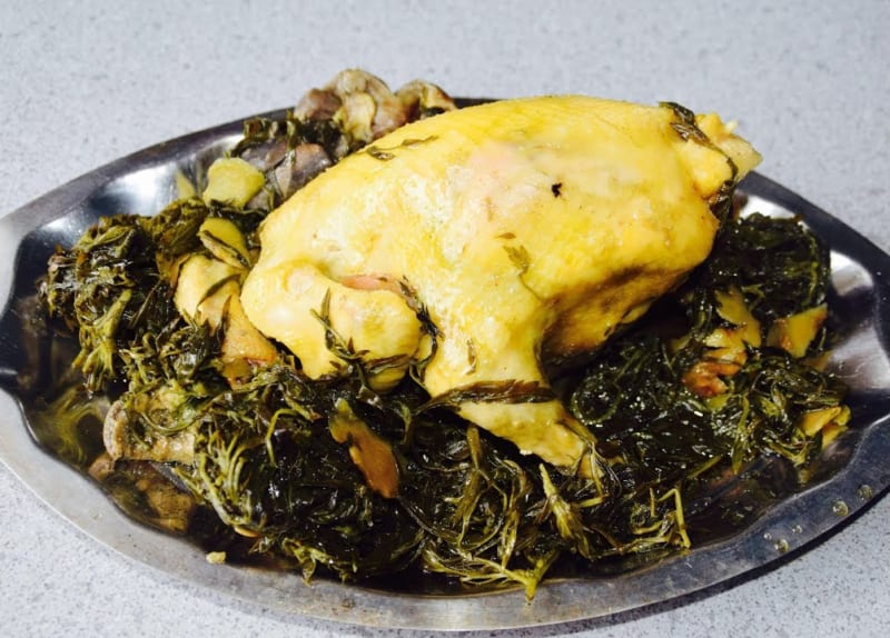 Gà Hấp Ngải Cứu