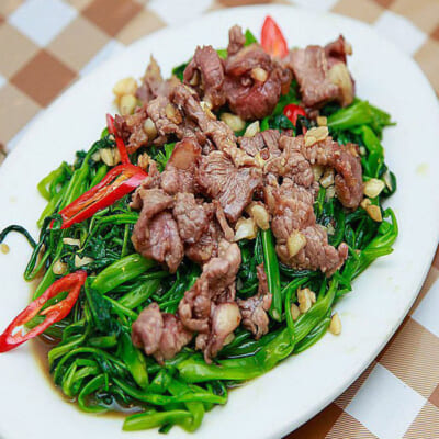 Trâu Xào Rau (Muống, Cần, Cải)